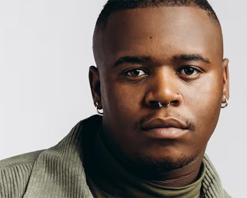 Singers & Vocal Acts 90 lloyiso_gijana