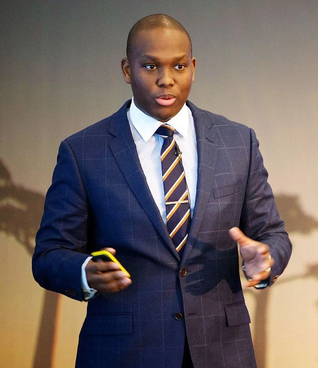 vusi thembekwayo speaking stage presentation