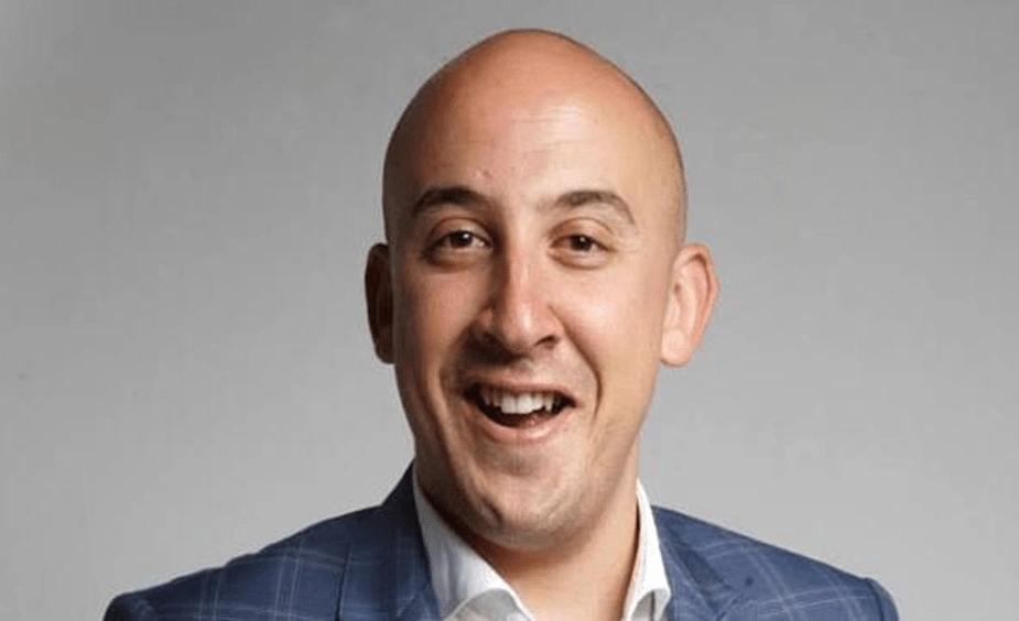 Dalin Oliver comedian and MC headshot